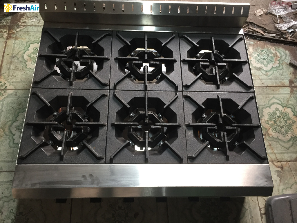 Bếp Âu được trang bị trong hầu hết các nhà hàng phục vụ các món Tây Bếp Âu được trang bị trong hầu hết các nhà hàng phục vụ các món Tây