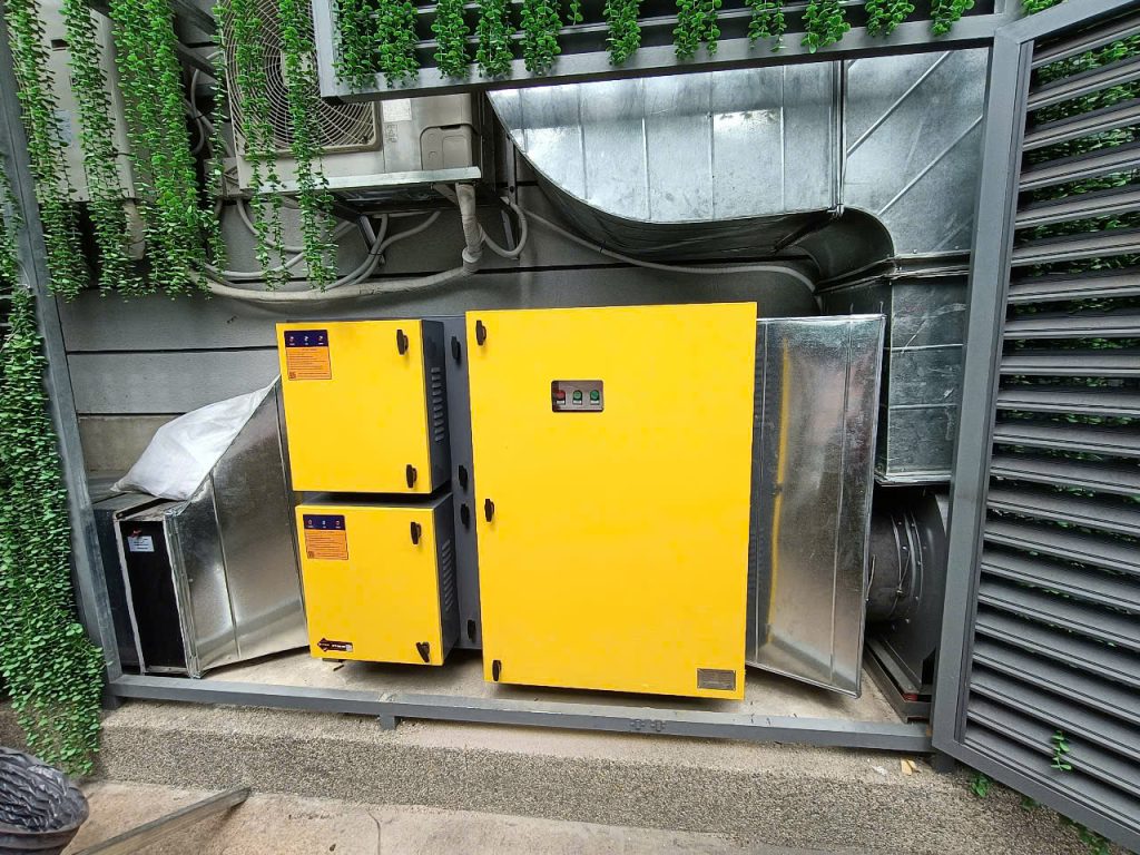 máy lọc tĩnh điện