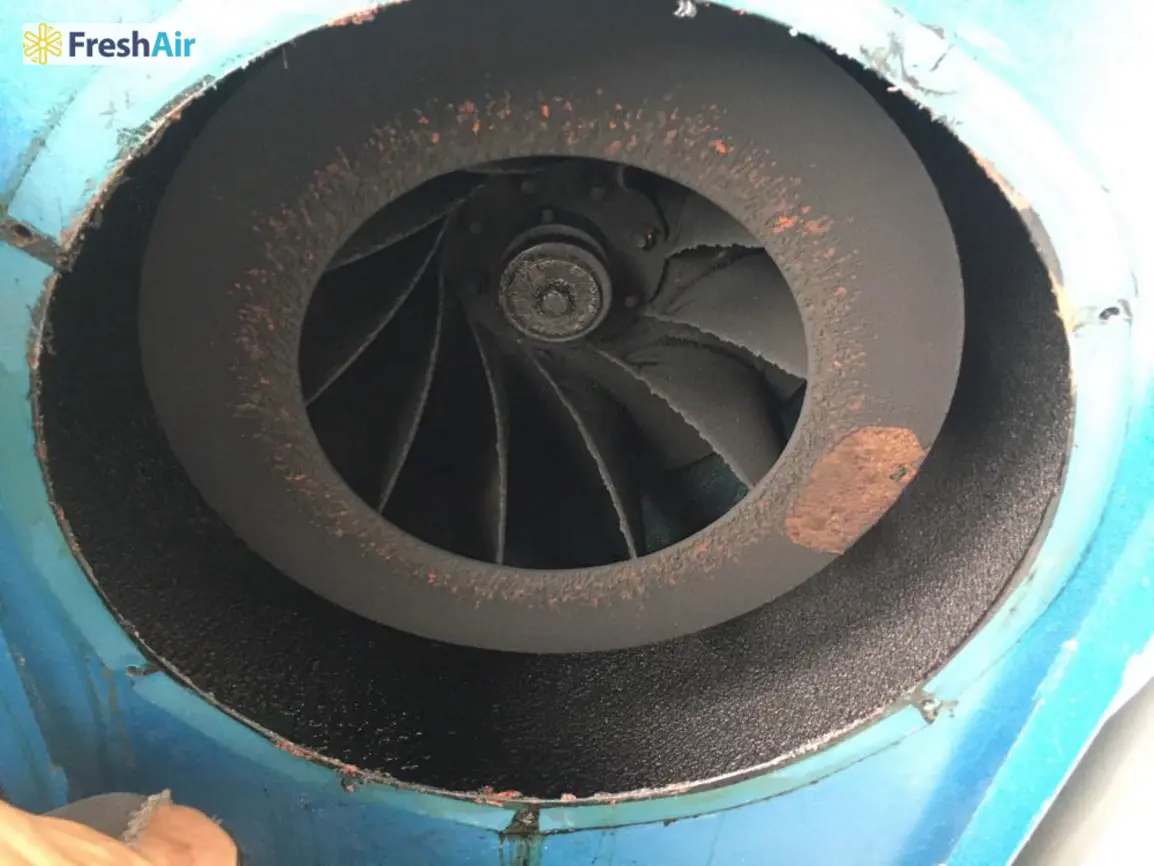 Lợi ích của việc vệ sinh hệ thống hút khói định kỳ và bảo trì