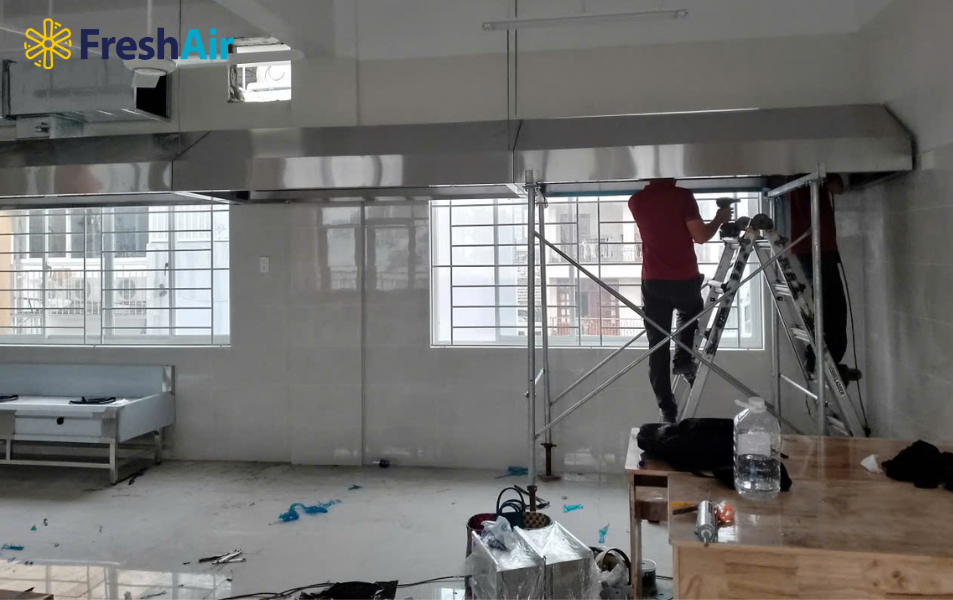 Lắp Đặt Hệ Thống Hút Khói Bếp Ăn Trường THCS Minh Đức 10 HT hut khoi bep Minh Duc 2