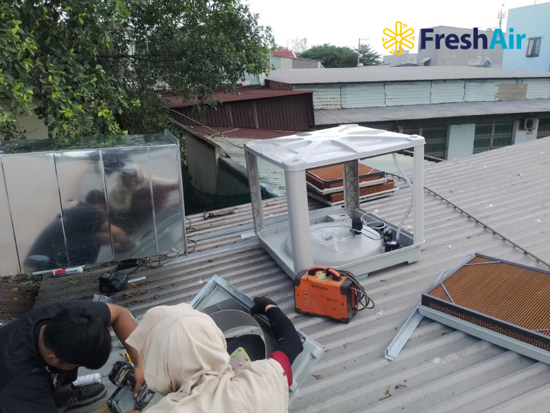 he thong lam mat nha xuong may 10