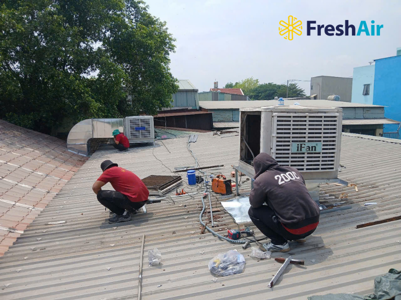 he thong lam mat nha xuong may 9