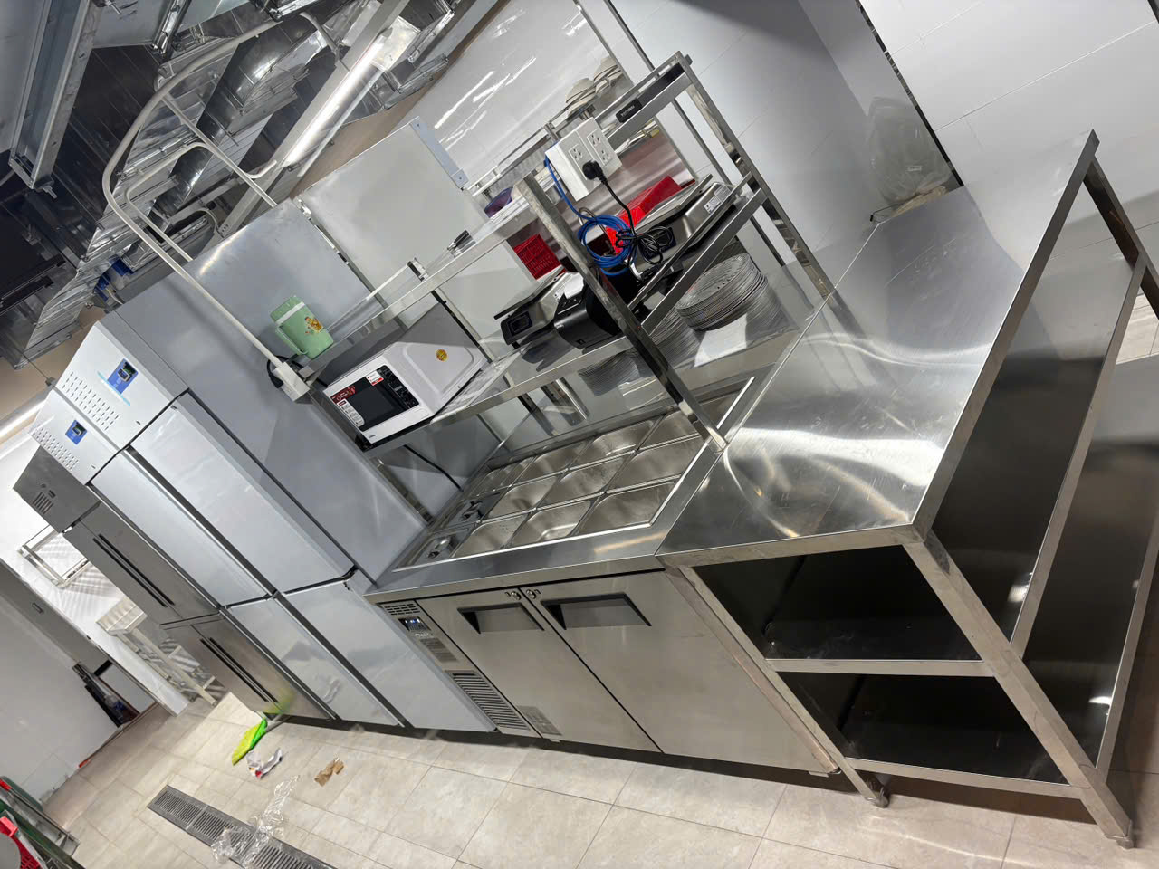 thiết bị inox công nghiệp